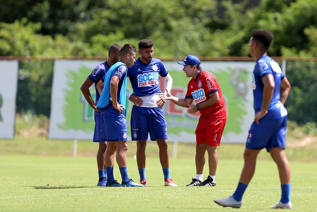Bahia recebe o líder Bahia de Feira na Fonte Nova