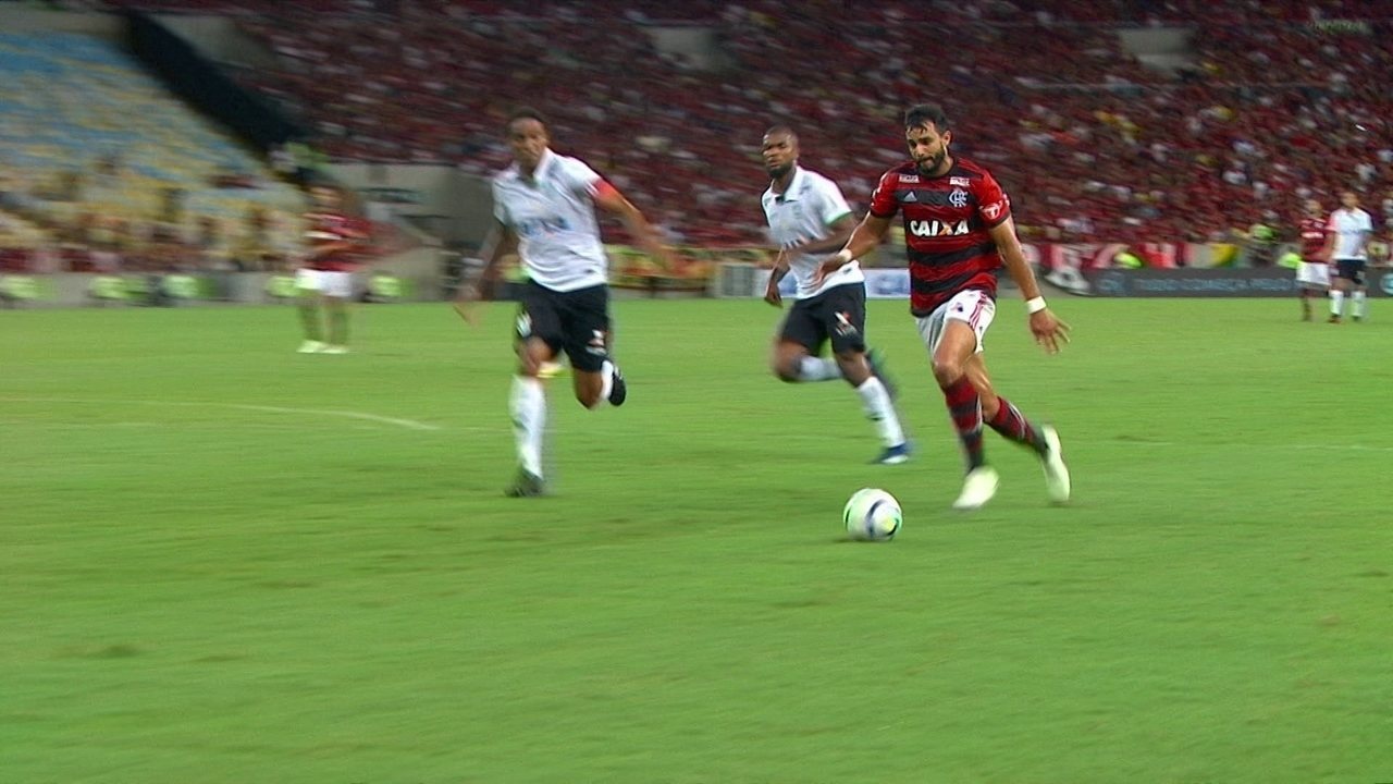 Thiago Santos ganha nova chance no Flamengo