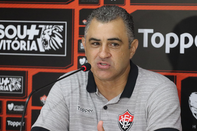 Vitória fracassa na Copa do Brasil