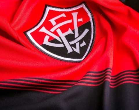 Imagem do post Vitoria em crise busca contratações