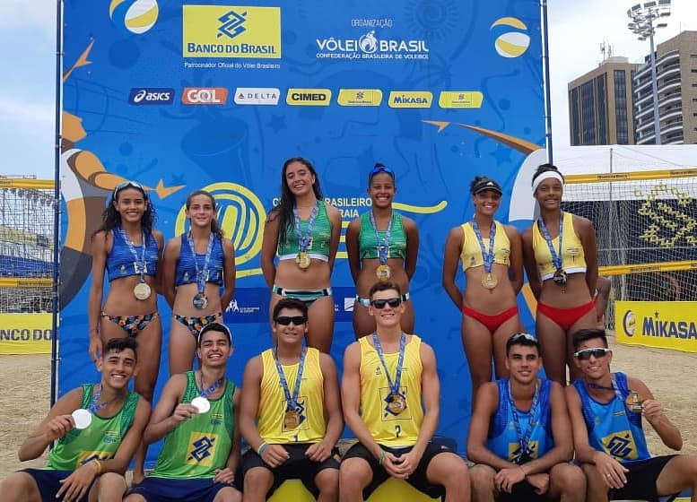 Vôlei de Praia: Maria Clara/Anna (RJ) e Thiego/Pablo (PB) levam o título em Fortaleza