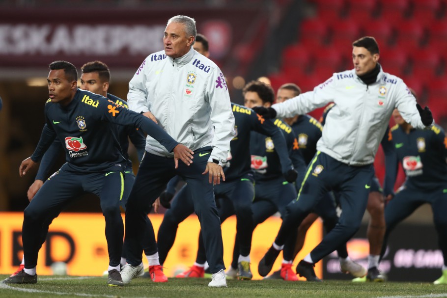 Seleção Brasileira enfrenta a República Tcheca na Eden Arena, em Praga