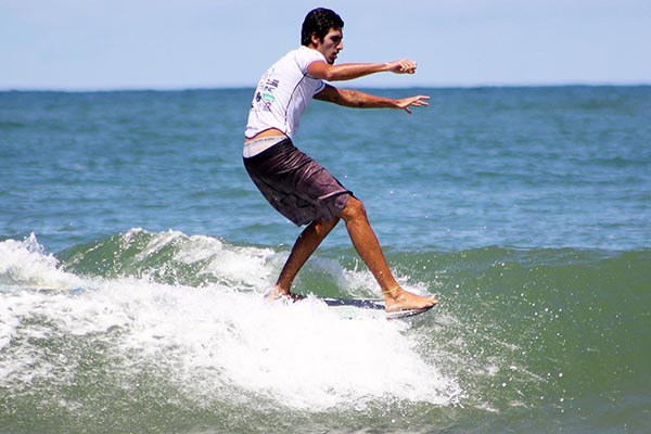 França e Costa vencem Surf Treino em Itacimirim