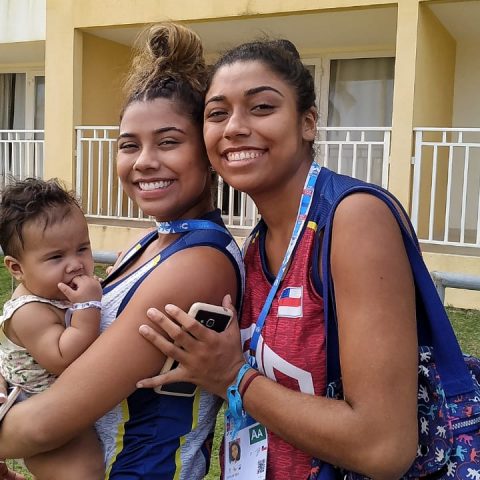 Imagem do post Atleta Herói: jogadora do vôlei conta com reforço da filha bebê nos JUBs