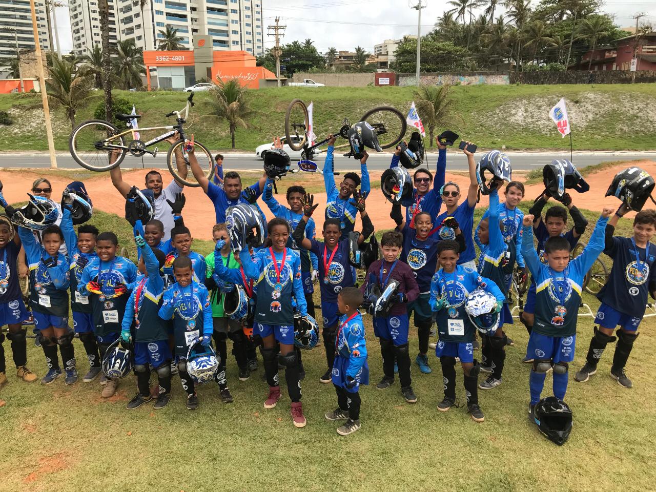 Aulas gratuitas de Bicicross no Projeto Pedal