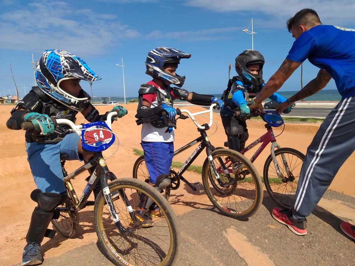 Projeto Pedal chega a Itapoan neste sábado