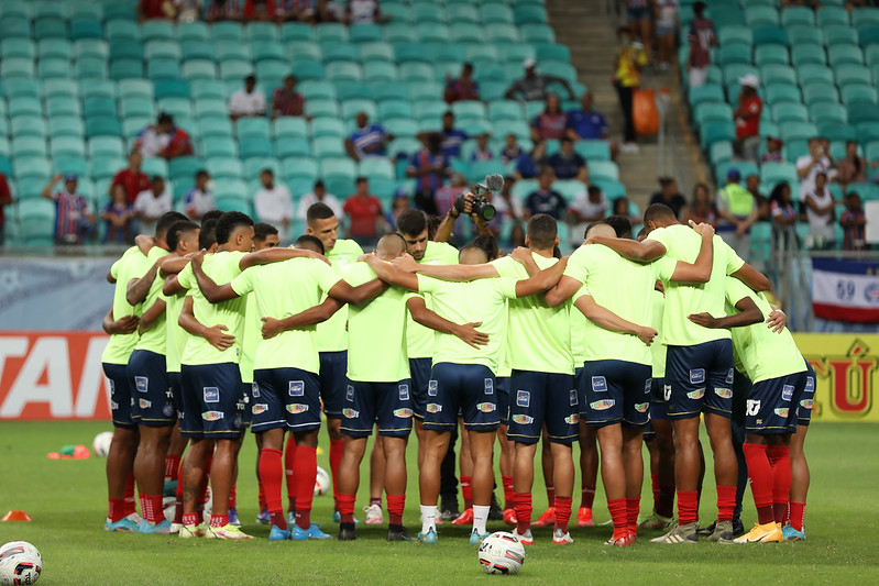 Bahia encara o Tombense na briga pela liderança da Série B