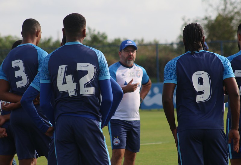 Bahia se reapresenta e inicia preparação para pegar o Criciúma com novidade