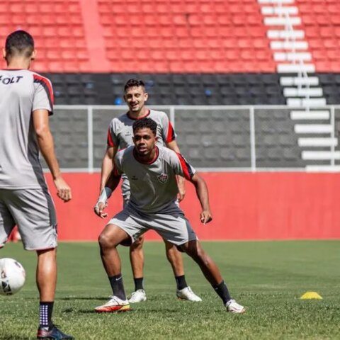 Imagem do post Marco Antônio treina e não deve ser desfalque diante do Paysandu