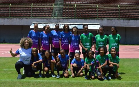 Imagem do post Aulas gratuitas de futebol feminino inicia novo ciclo e abre novas inscrições