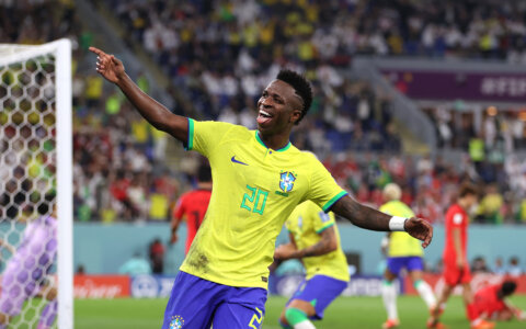 Imagem do post Vini Jr. é cortado da seleção por lesão; Dorival chama Andreas Pereira