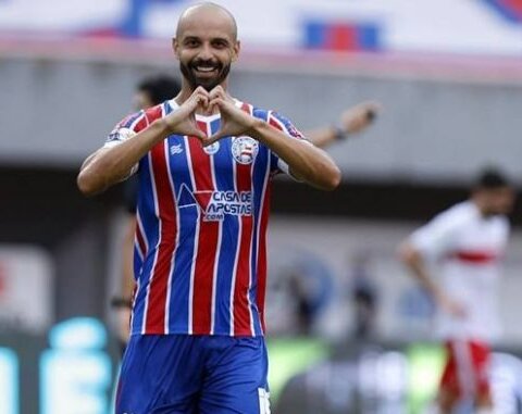 Imagem do post Próximo de ser anunciado no Bahia, Thaciano vem atuando pelo Grêmio