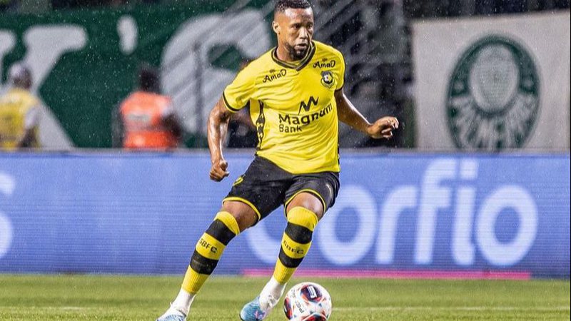 De olho na Série B, Vitória tenta a contratação de quatro jogadores