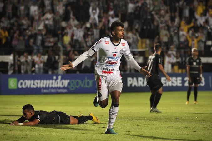 Bahia acerta a contratação por empréstimo do atacante Vinicius Mingotti