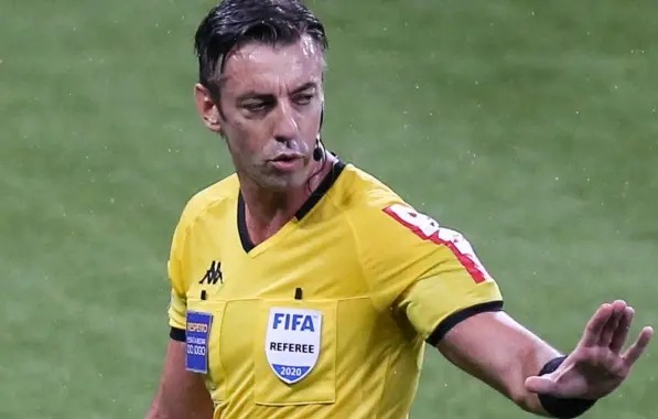 Raphael Claus apita Bahia e Botafogo pelo Brasileirão