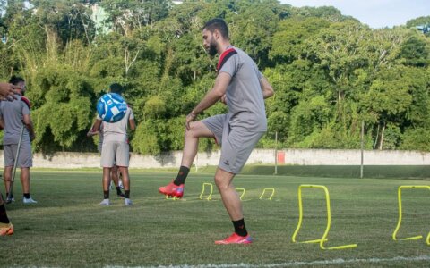 Imagem do post Wagner Leonardo exalta dupla com Camutanga; zagueiros jogaram no Náutico
