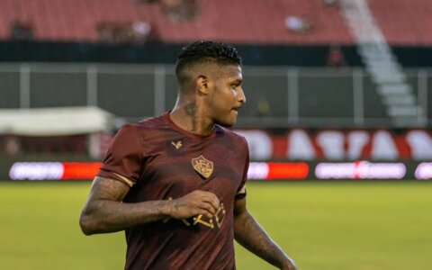 Imagem do post Rodrigo Andrade é desfalque no Vitória e Léo Condé fala sobre opções