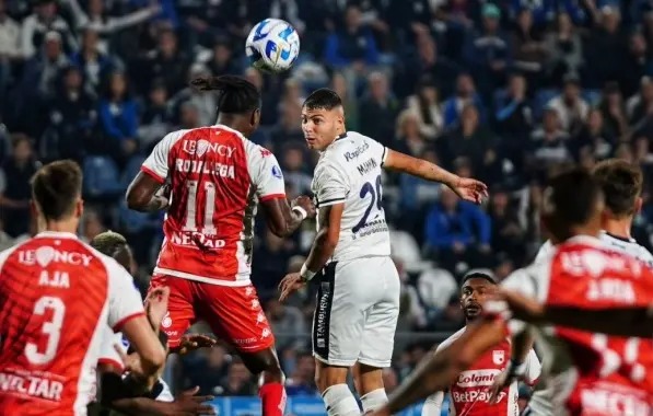 Bahia faz jogo treino de olho no duelo contra o Internacional