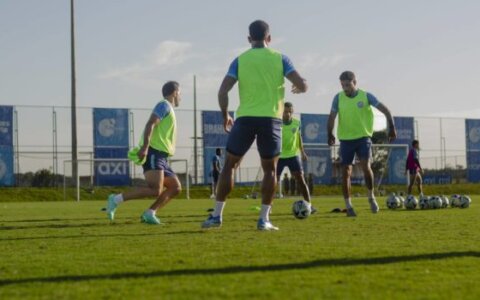 Imagem do post Elenco inicia preparação de olho no Goiás