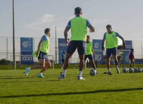 Imagem do post Elenco inicia preparação de olho no Goiás