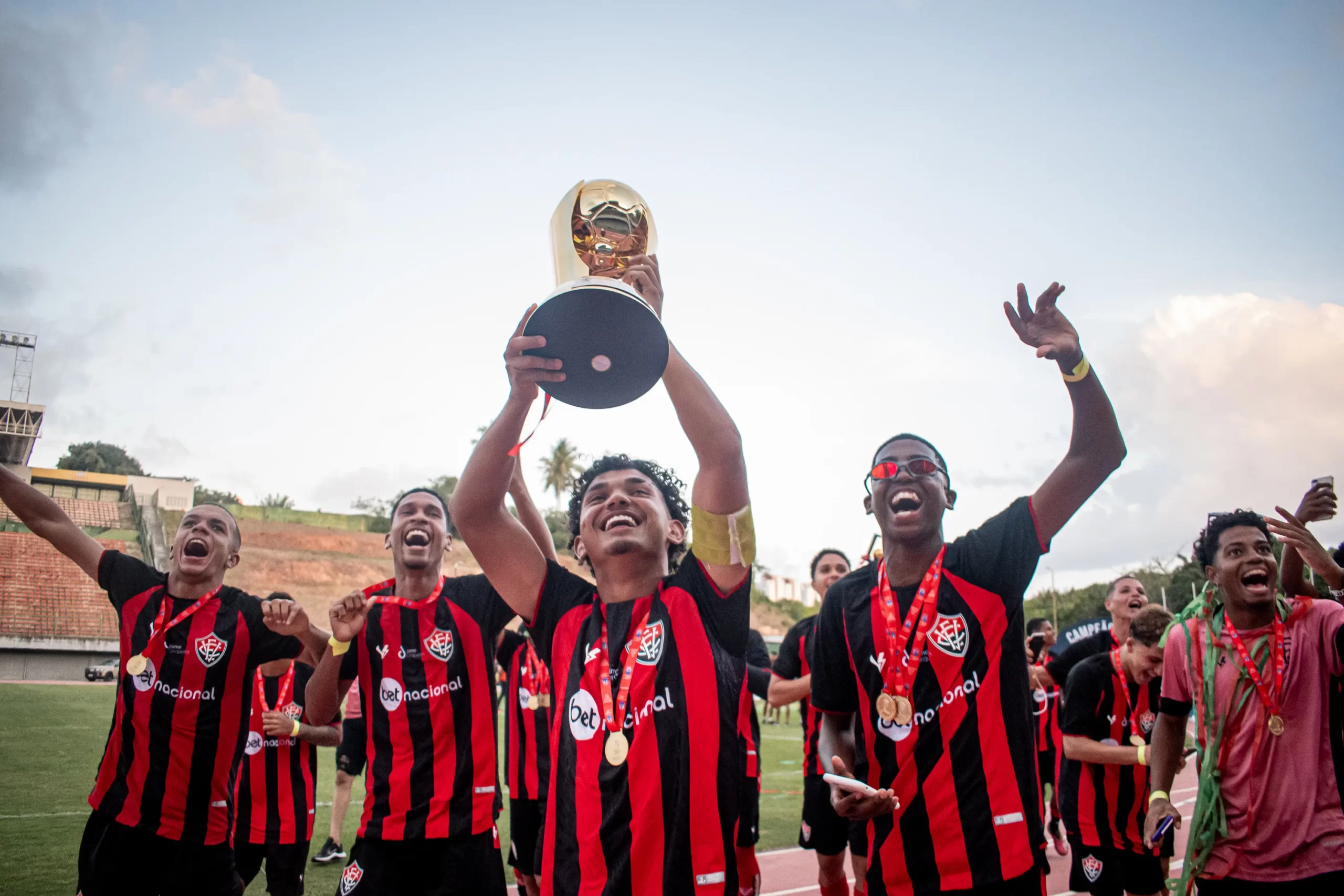 VITÓRIA CONQUISTA BICAMPEONATO SUB-17 AO VENCER O BA-VI COM GOL DE RYAN