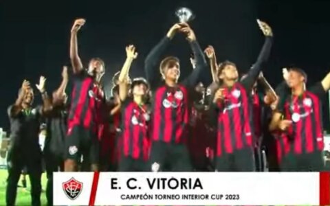 Imagem do post SUB-16 RUBRO-NEGRO CONQUISTA INVICTO TORNEIO DISPUTADO NA ARGENTINA