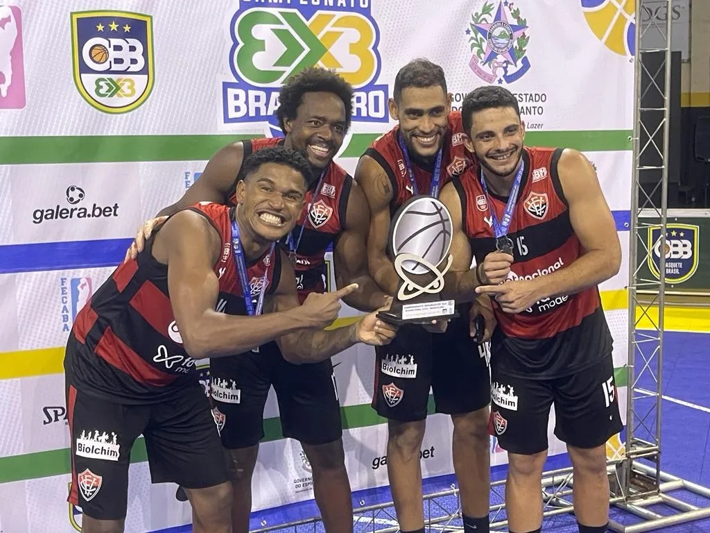 BASQUETE COLOSSAL GANHA MEDALHA DE PRATA NO CAMPEONATO BRASILEIRO 3 X 3