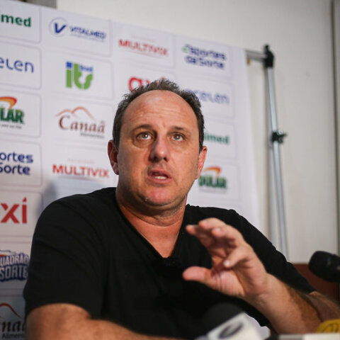 Imagem do post Rogério Ceni avalia partida diante do Caxias e diz que faltou “calma para finalizar o jogo”