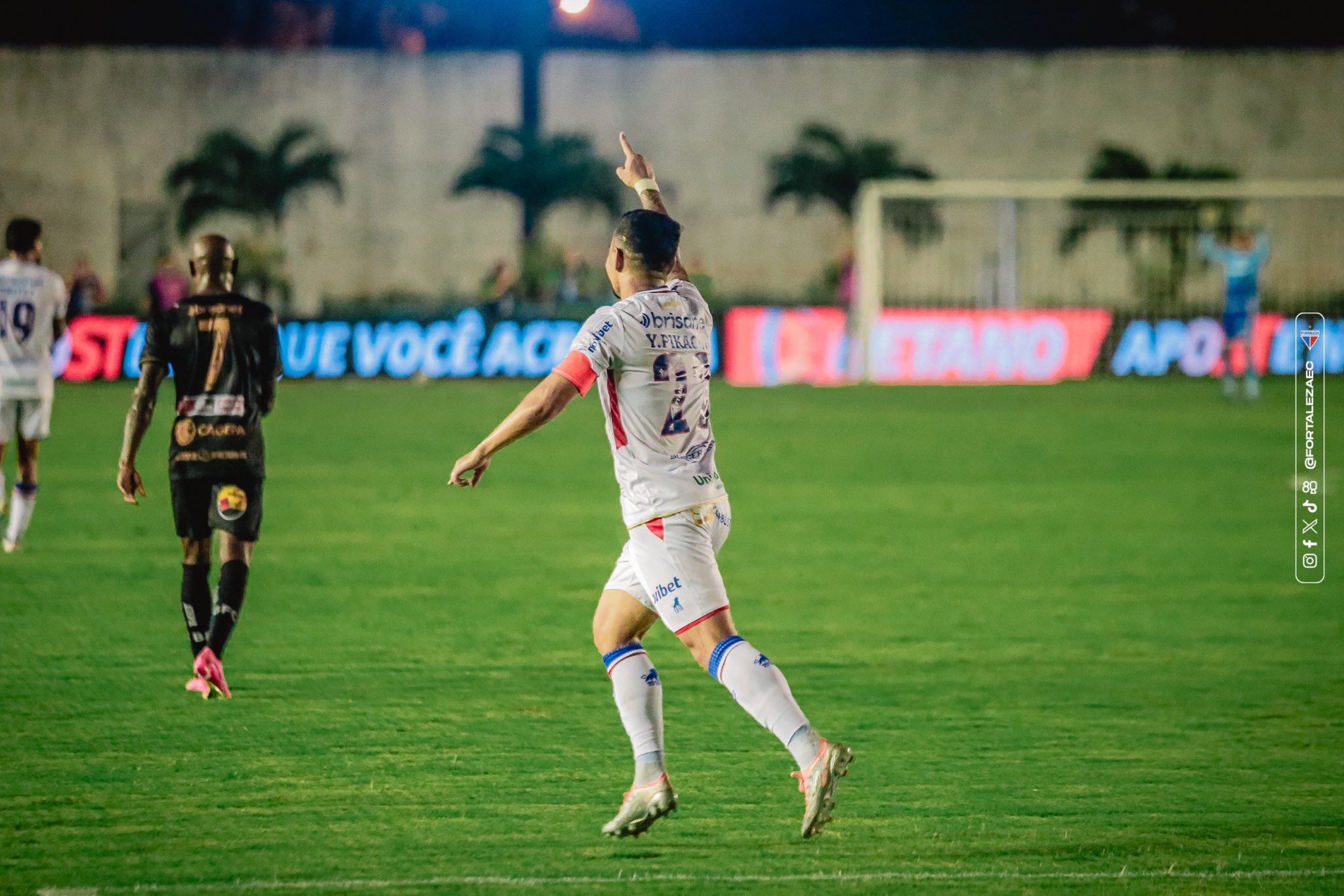 Empate entre Botafogo-PB e Fortaleza favorece a dupla Ba-Vi