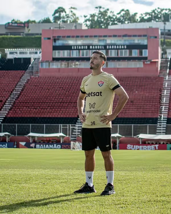 Vitória divulga lista de relacionado para enfrentar o Fortaleza