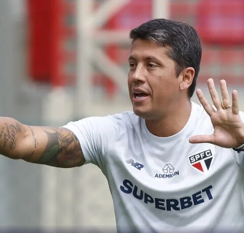 Imagem do post São Paulo anuncia demissão do técnico Thiago Carpini