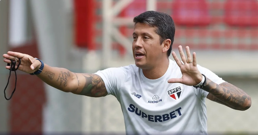 São Paulo anuncia demissão do técnico Thiago Carpini