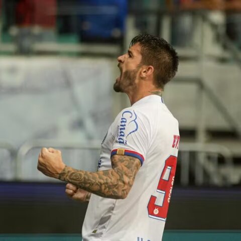 Imagem do post Com dúvida na zaga, Bahia encara o Flamengo pelo Brasileirão