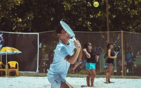 Imagem do post Baianos brigam por títulos no torneio internacional juvenil de Beach Tennis