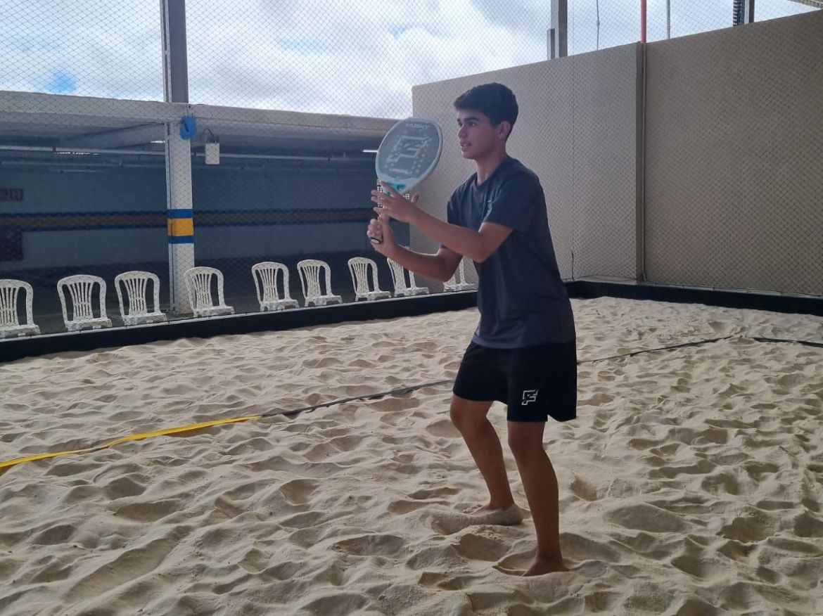 Baianos buscam títulos no torneio internacional juvenil de beach tennis em Salvador neste final de semana