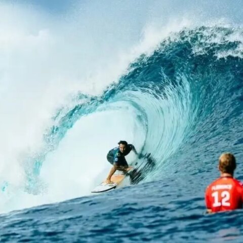 Imagem do post Ítalo Ferreira supera John John e é campeão em Teahupoo