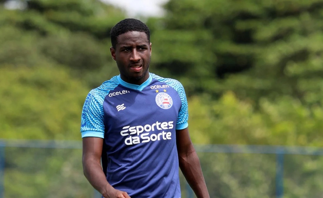 Ryan volta aos treinamentos e vira opção para domingo (2)
