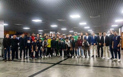 Imagem do post Seleção Brasileira Sub-15 desembarca em Salvador para preparação visando a Copa 2 de Julho