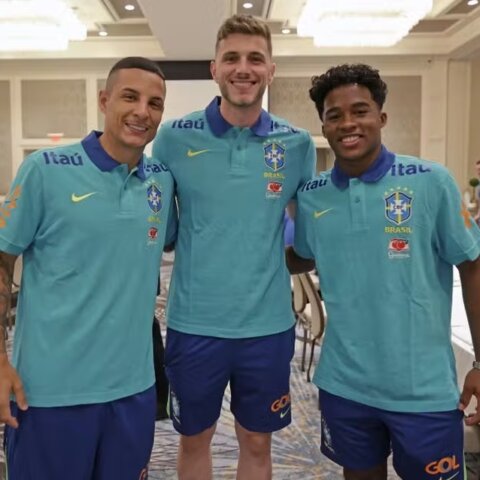 Imagem do post Endrick e mais quatro jogadores se apresentam à seleção brasileira nos Estados Unidos
