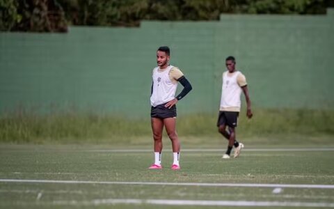 Imagem do post Mateus Gonçalves e Iury Castilho treinam e devem ser opções contra o Internacional