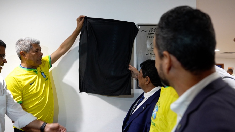 Presidente da CBF recebe homenagem na Arena Fonte Nova