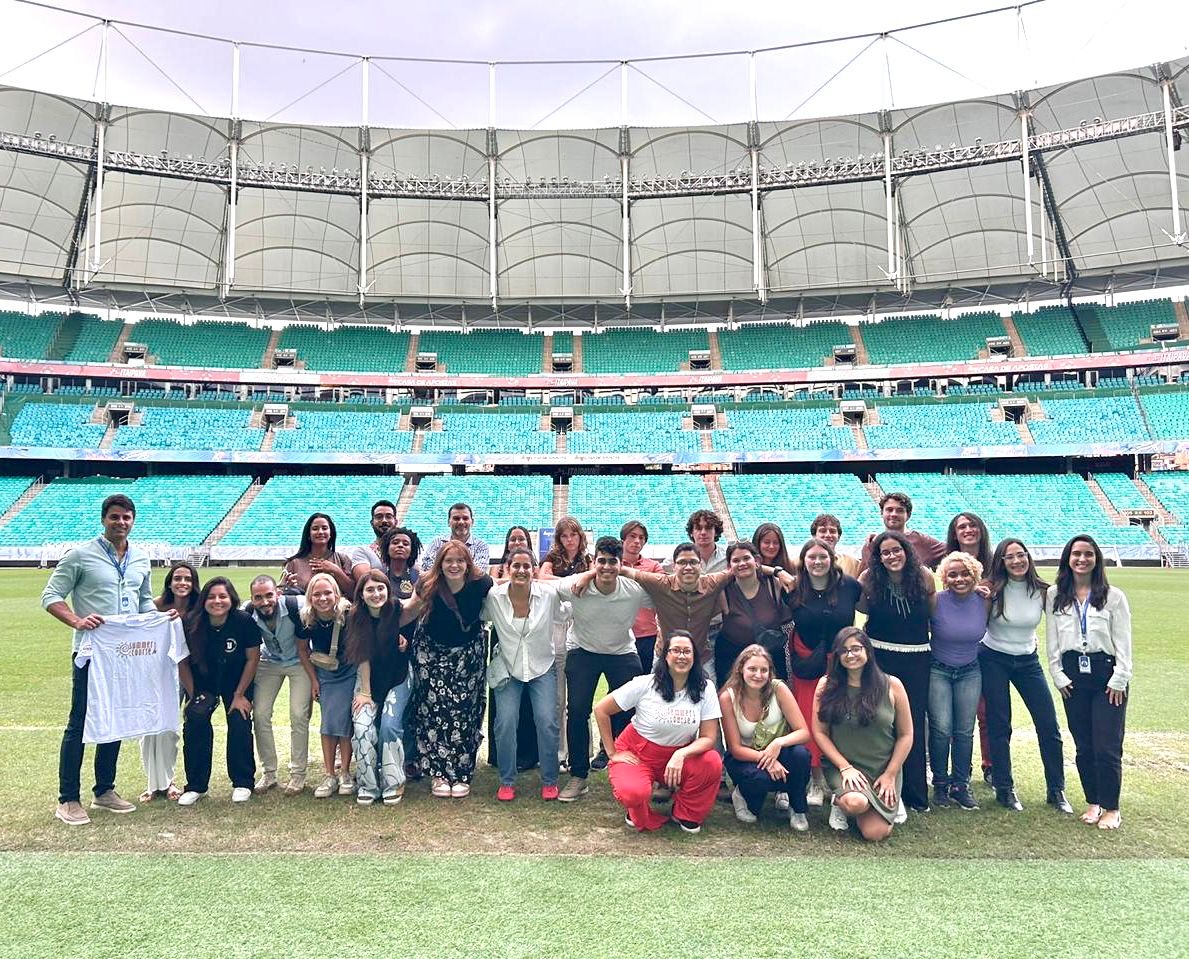Estudantes da UFBA e Universidade de Michigan participam de aula e visita guiada na Arena Fonte Nova