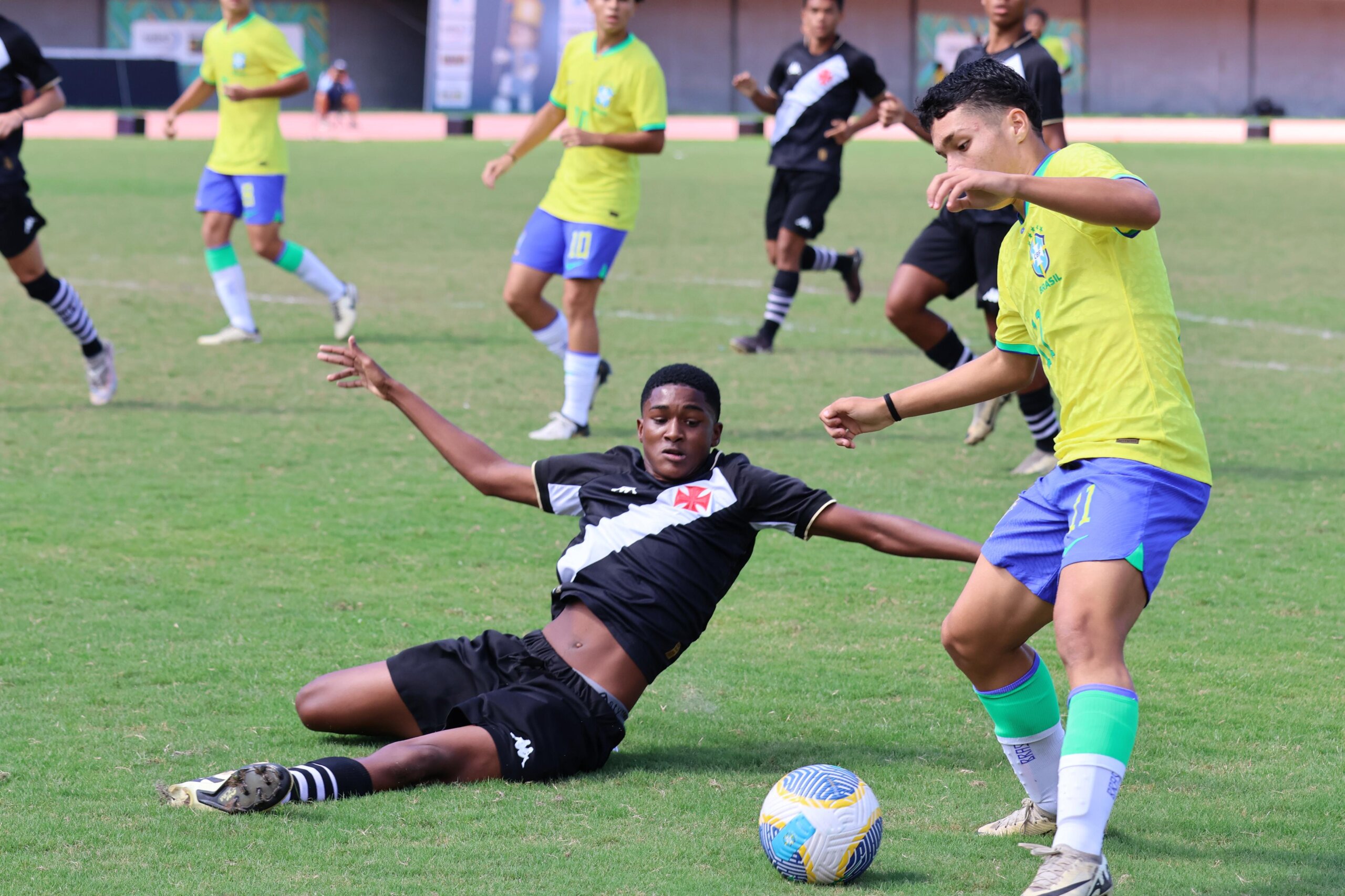 Seleção Brasileira Sub-15 perde para o Vasco nos pênaltis e é eliminada nas oitavas de final da Copa 2 de Julho