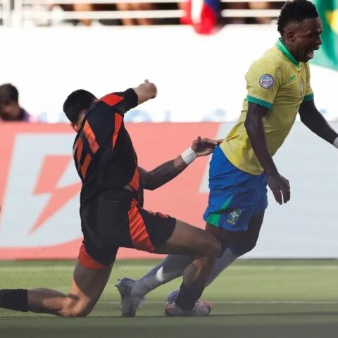 Imagem do post CBF pedirá punição a árbitros de Brasil x Colômbia após pênalti não marcado