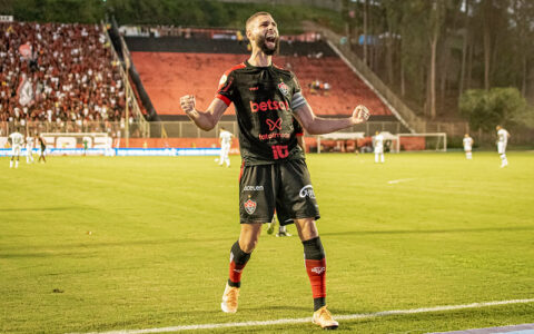 Imagem do post Vitória tem sequência de confrontos diretos na briga pela permanência na Série A