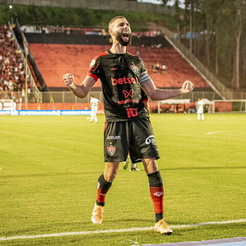 Imagem do post Vitória tem sequência de confrontos diretos na briga pela permanência na Série A
