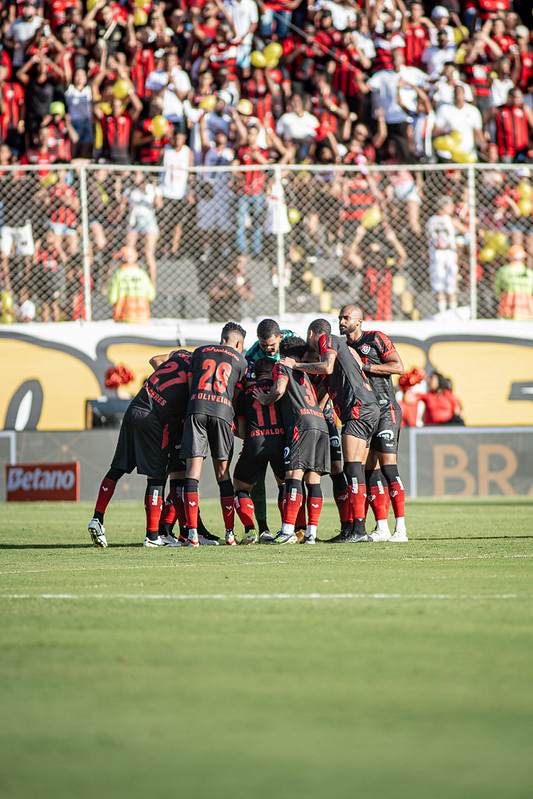 Vitória não relaciona atacante para jogo diante do Cruzeiro; veja lista