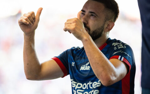 Imagem do post Mulher de Éverton Ribeiro tranquiliza torcida: “Nada grave”