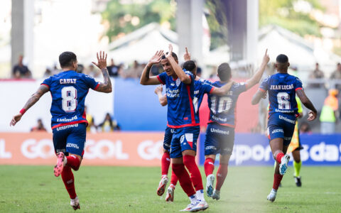 Imagem do post Com o time considerado titular, Bahia ainda não perdeu nesta temporada