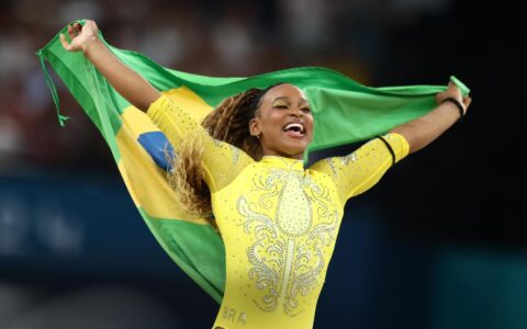 Imagem do post Rebeca Andrade é prata no individual geral na ginástica em Paris